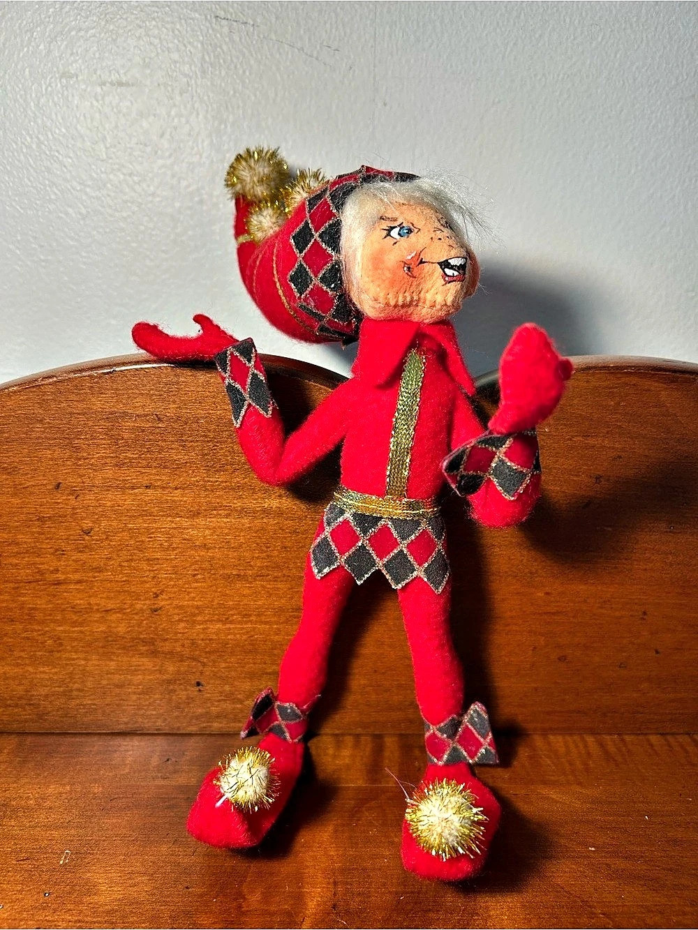 Annalee Doll Christmas Elf 9” tall x 5” wide x 5” depth